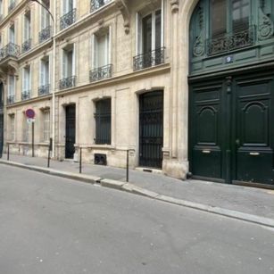 Bâtiment historique Paris VIII